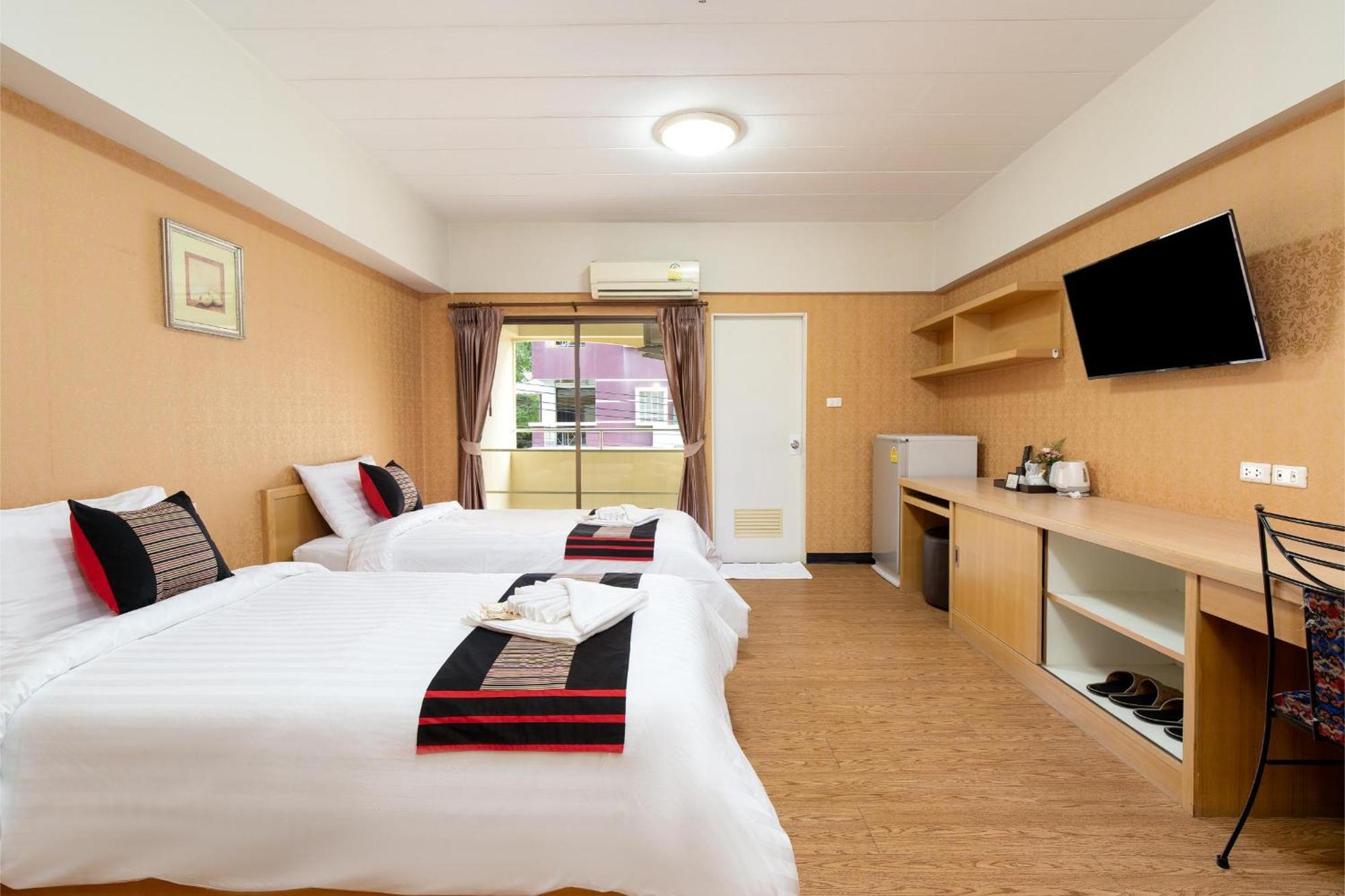 P-Park Hotel Bangkok Dış mekan fotoğraf