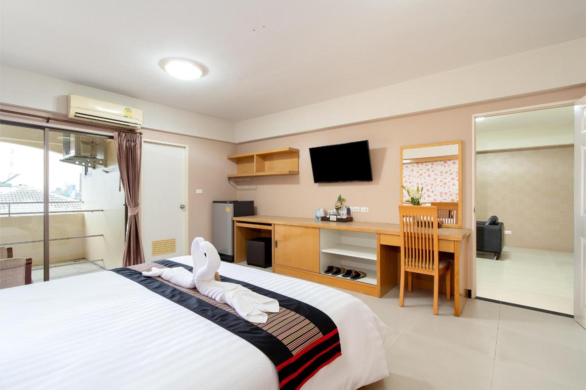 P-Park Hotel Bangkok Dış mekan fotoğraf