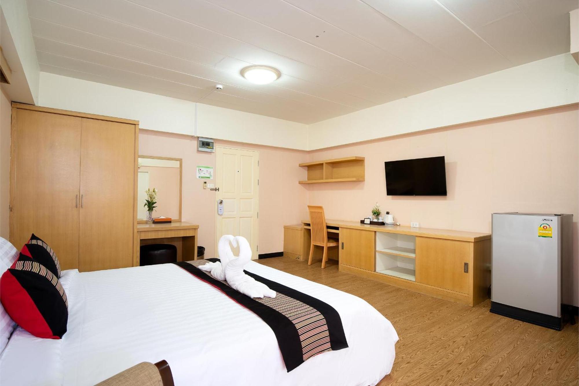 P-Park Hotel Bangkok Dış mekan fotoğraf