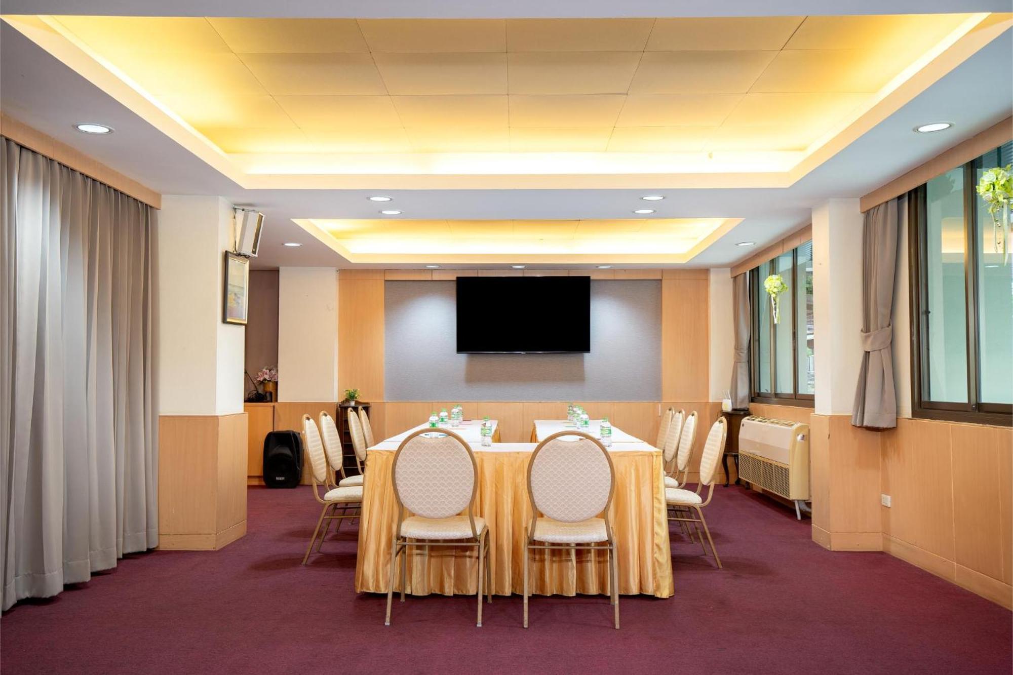 P-Park Hotel Bangkok Dış mekan fotoğraf