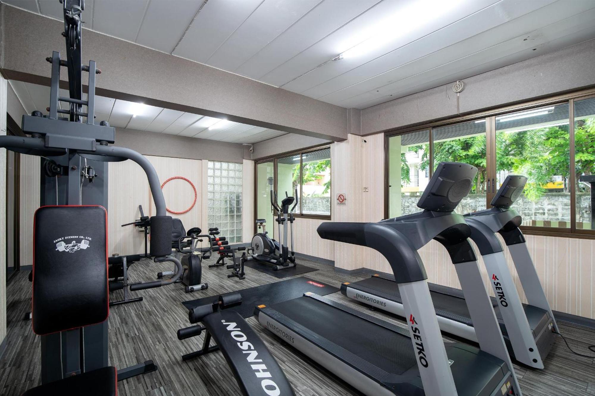 P-Park Hotel Bangkok Dış mekan fotoğraf